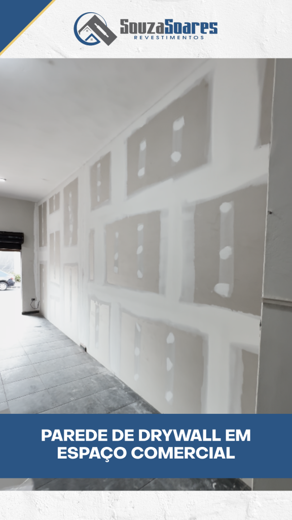 Parede de drywall em espaço comercial